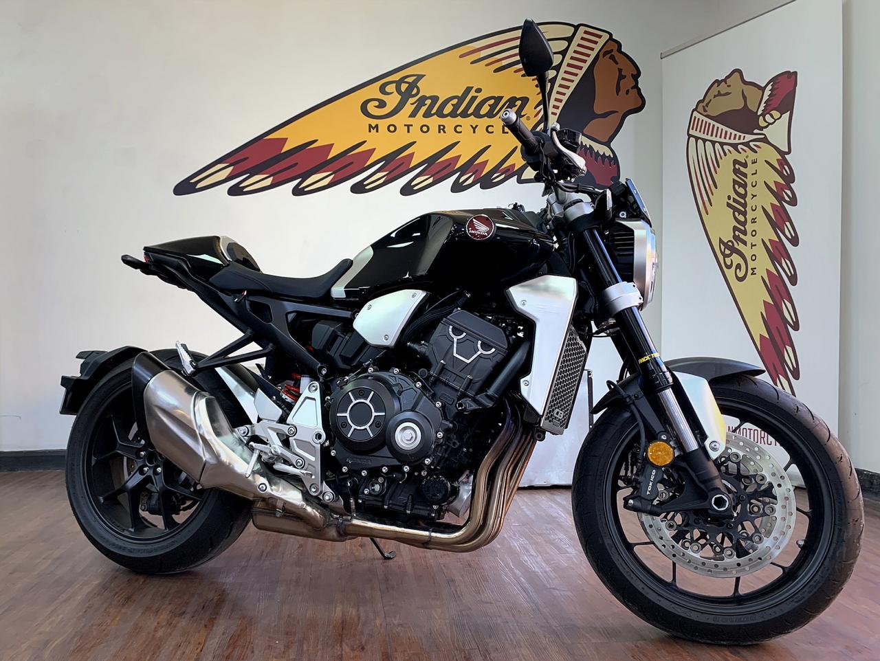 motorsports-honda-cb-1000-r